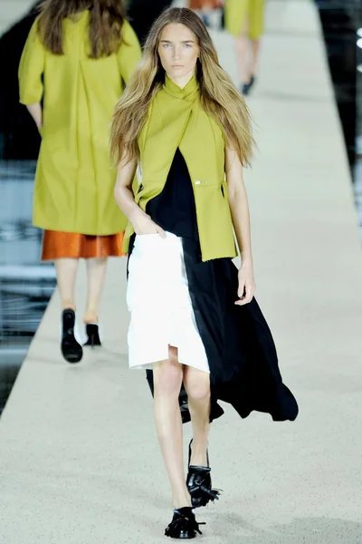 Look 20